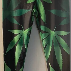 Pot Leaf Print Black and Green Leggings